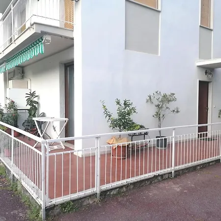 Δωμάτια σε οικογενειακή κατοικία Sala Riunioni