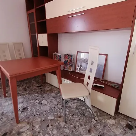 Sala Riunioni Δωμάτια σε οικογενειακή κατοικία Αλάσιο