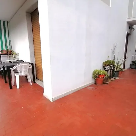 Δωμάτια σε οικογενειακή κατοικία Sala Riunioni Αλάσιο