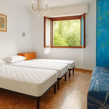 Δωμάτια σε οικογενειακή κατοικία Sala Riunioni *